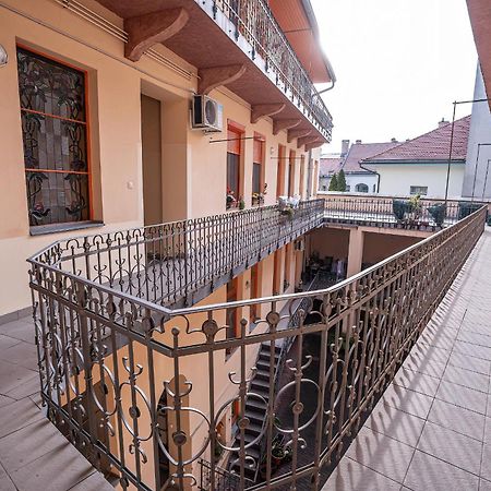 Kelemen Apartment Szeged Eksteriør bilde