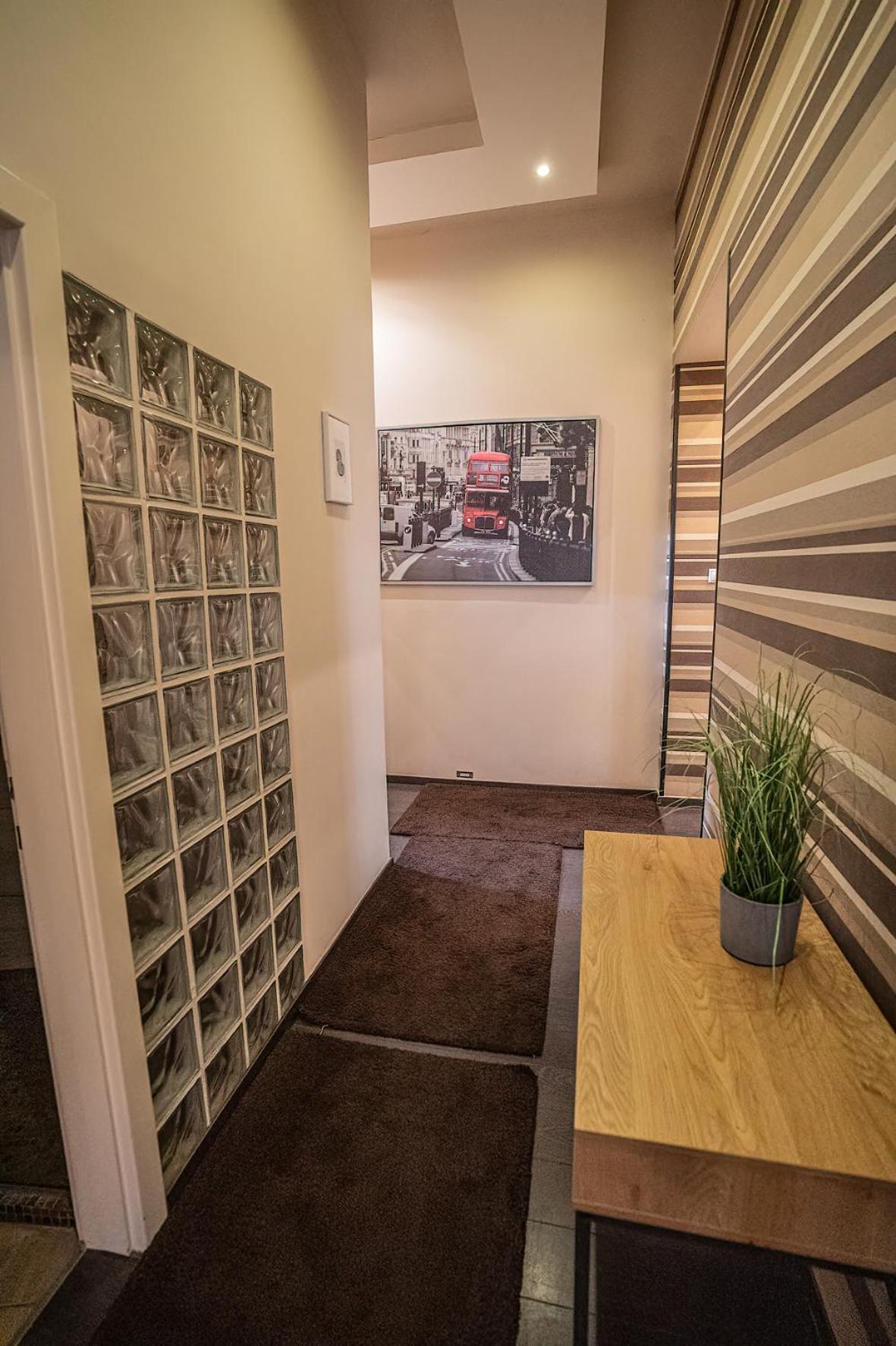 Kelemen Apartment Szeged Eksteriør bilde